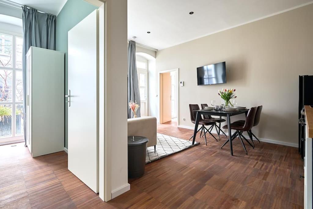 Central Apartment - Linienstrasse Berlin Eksteriør billede
